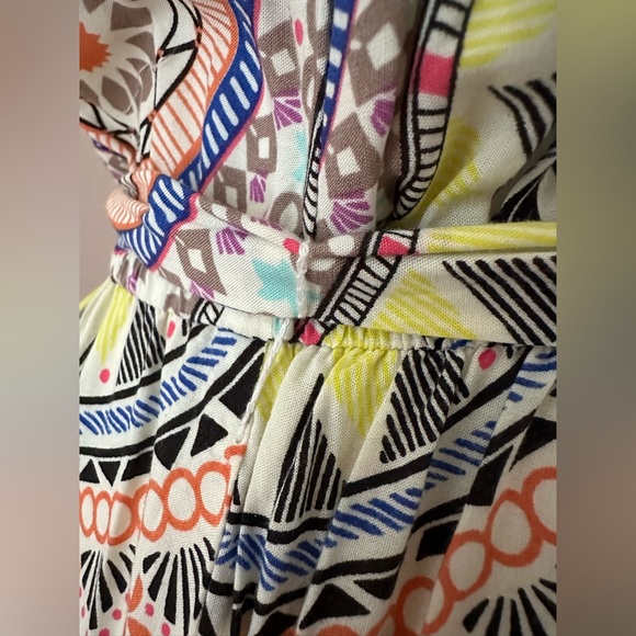 Sunny Girl Multi Colored Geometrical High-Neck Maxi Dress with Belt - Picture 3 of 6